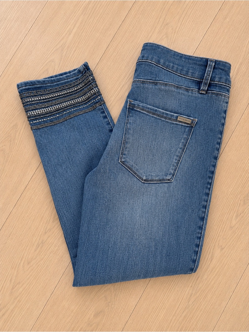 White House Black Market The Slim Crop Jeans Size 6 Embellished Hem Mid Rise